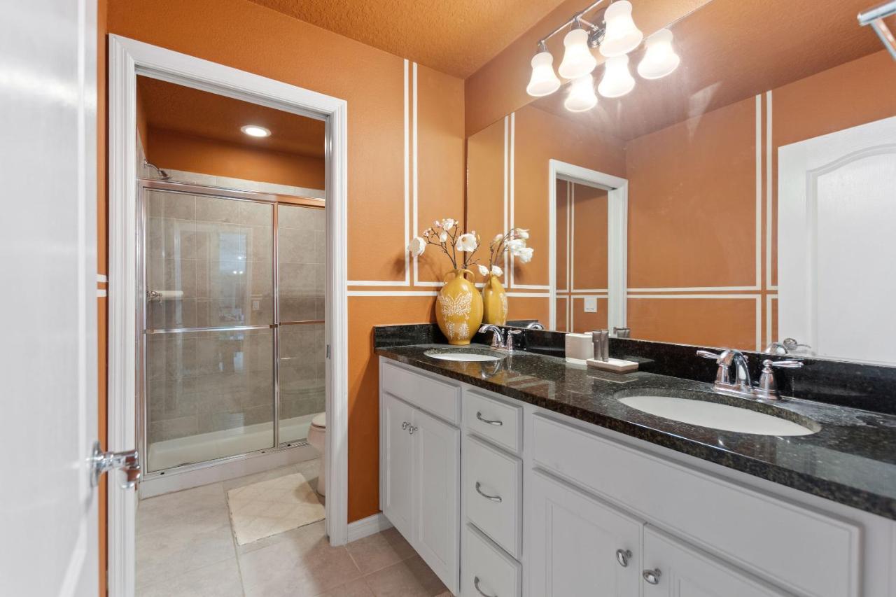 Stylish Cozy Family Getaway With Private Pool And Lake View Kissimmee Dış mekan fotoğraf